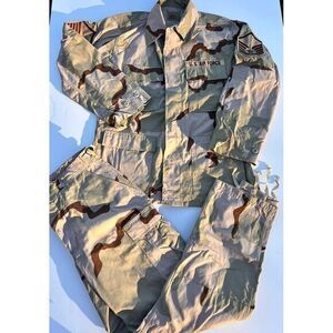 US Military 3 Color Camo BDU Pants And Top Size M With‎ Cap Authentic Never Worn